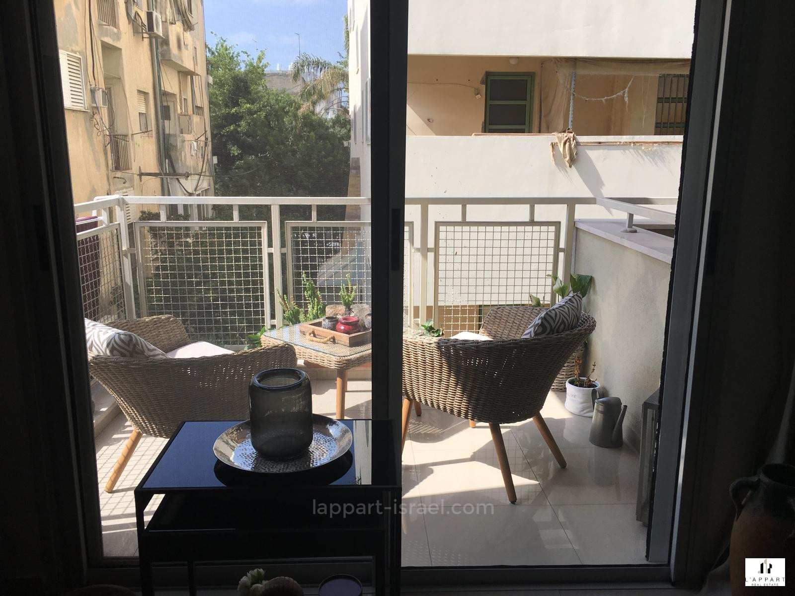 Apartamento 3 cômodos  Tel Aviv Centro da cidade 175-IBL-3302