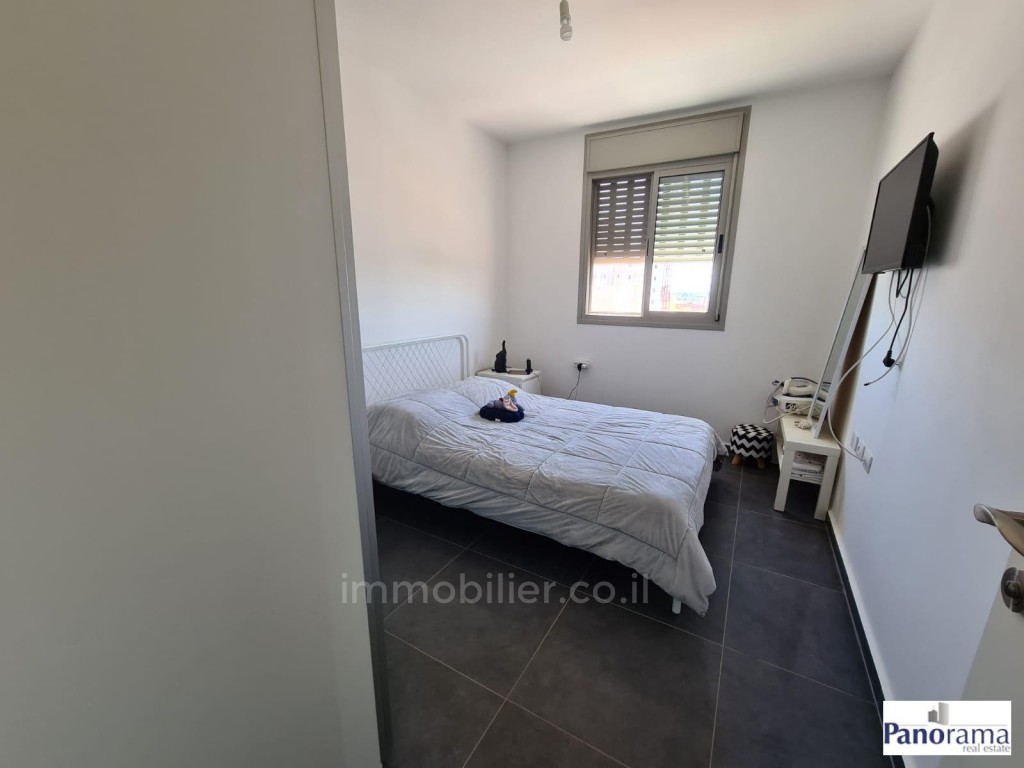 Apartment 4 Rooms Ashkelon Agamim 233-IBL-1190