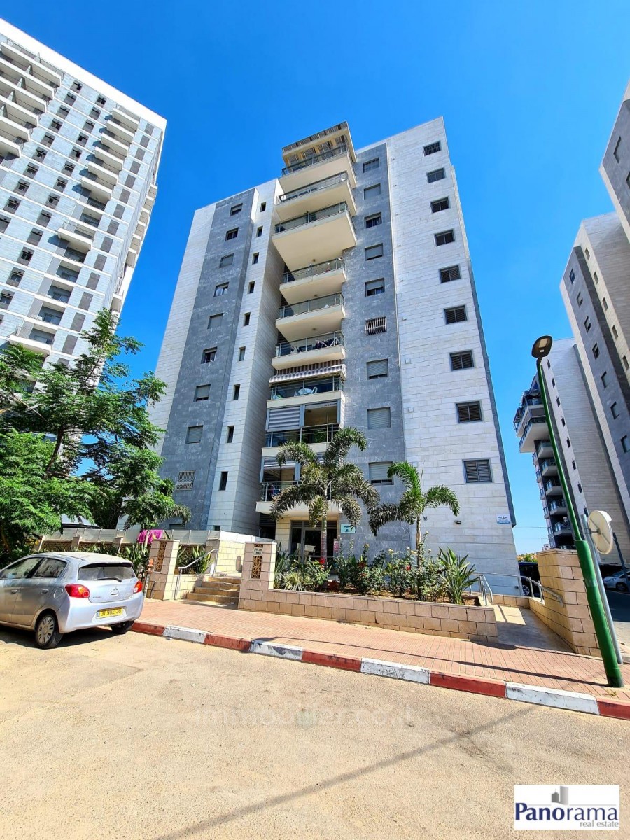 Apartment 4 Rooms Ashkelon Guivat Tsion 233-IBL-1304