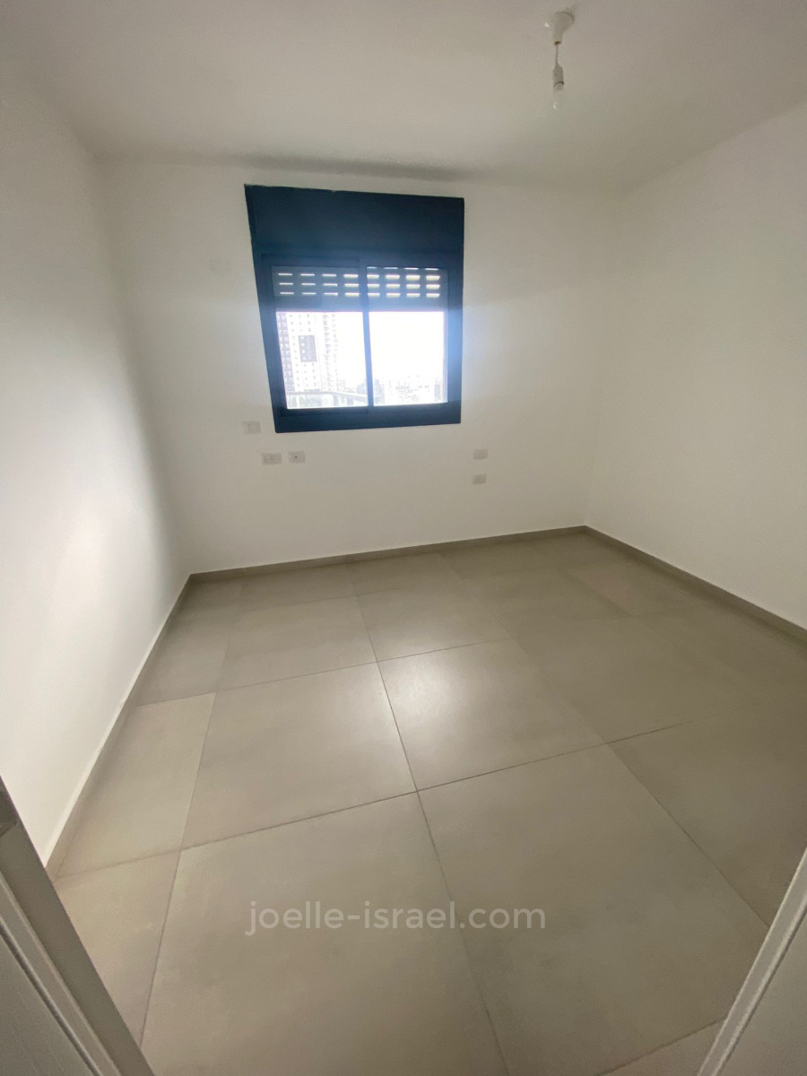 Appartement 4 pièces Netanya Centre Ville 316-IBL-1652