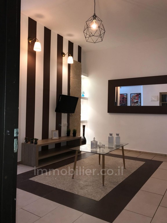Apartment 4 Rooms Netanya City center 368-IBL-366