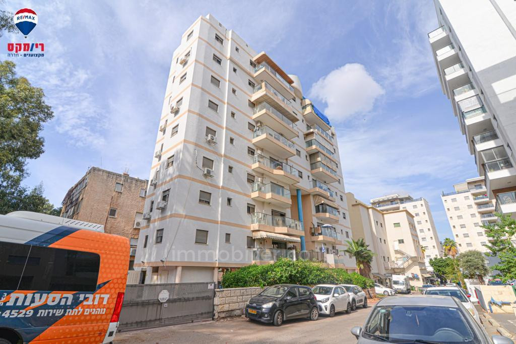 Departamento 4 habitaciones  Hadera Centro de la ciudad 379-IBL-286