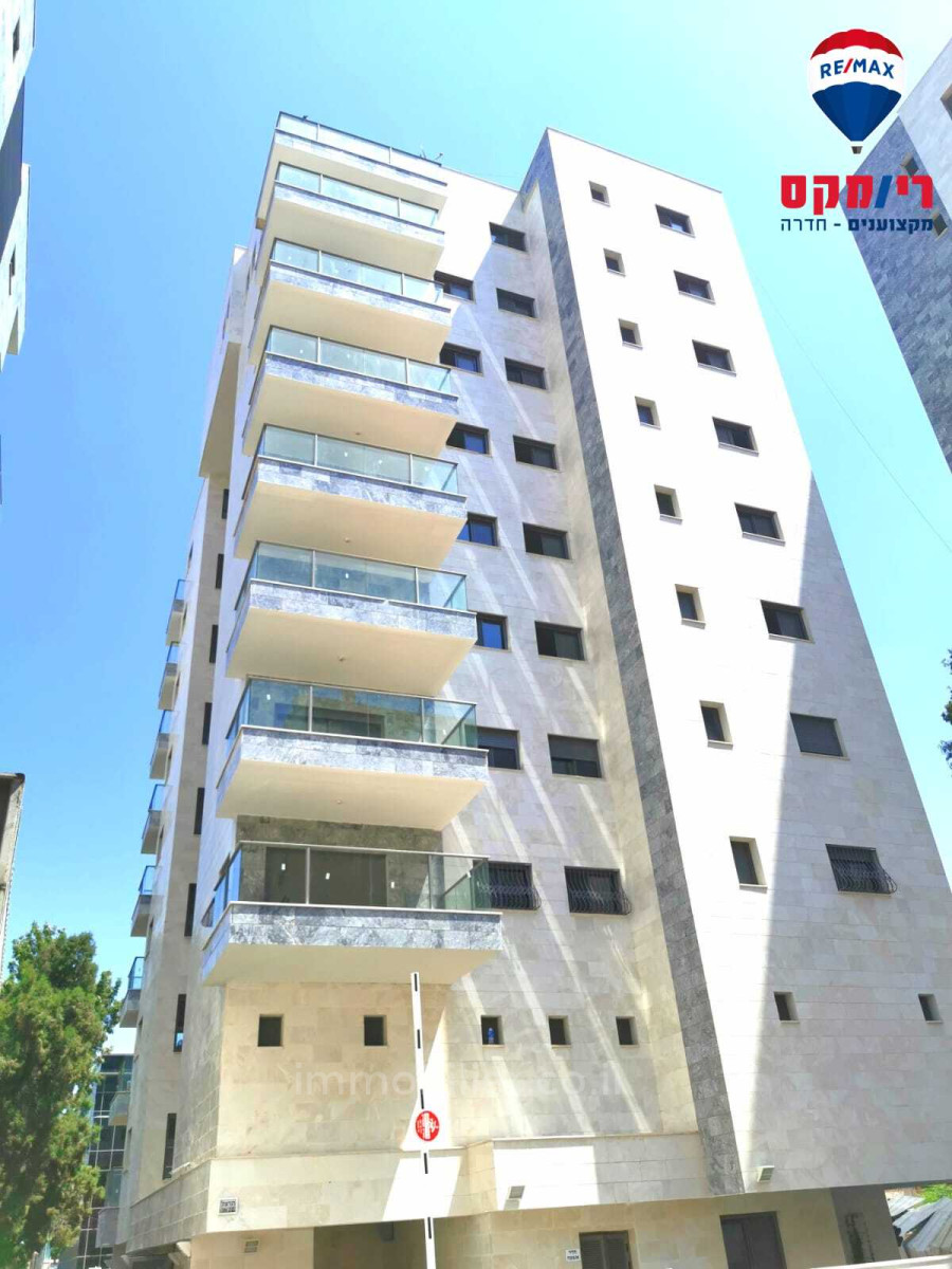 Departamento 4 habitaciones  Hadera Centro de la ciudad 379-IBL-306