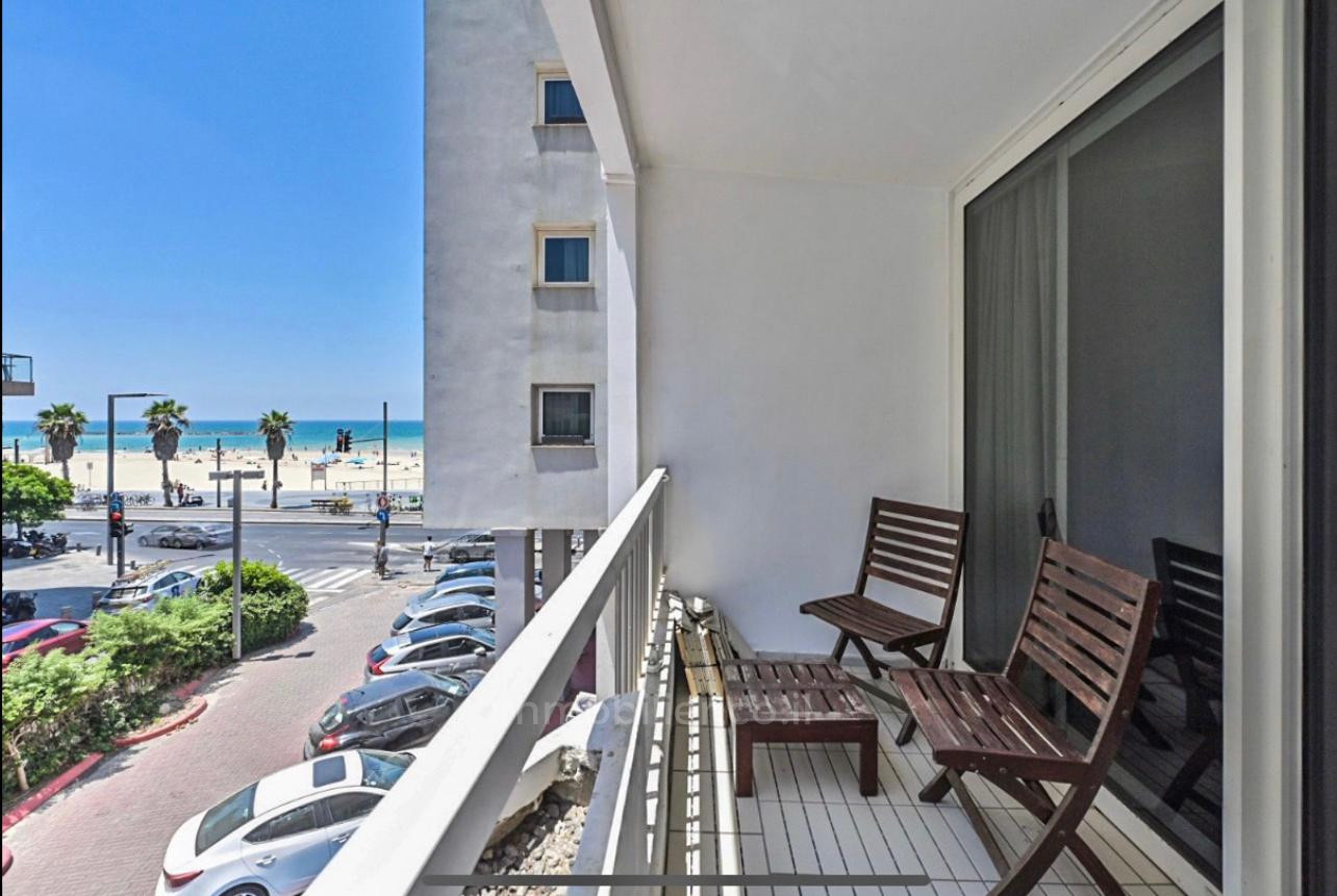Appartement 2 pièces Tel Aviv 1ere ligne mer 457-IBL-1159