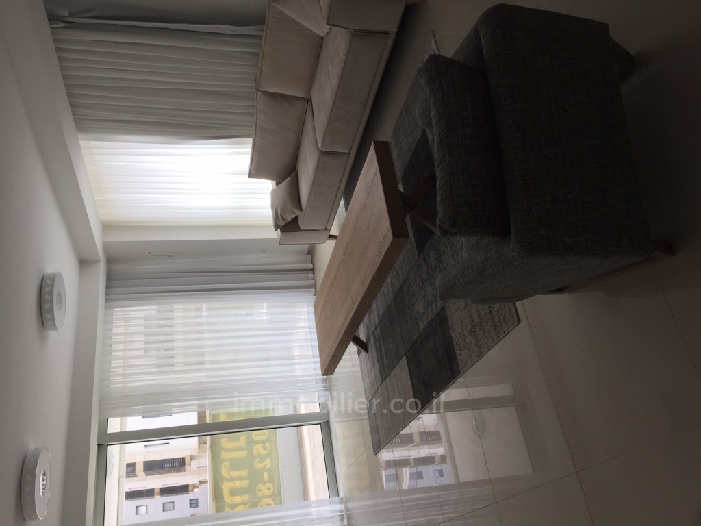 Apartment 5 Rooms Netanya Kikar 460-IBL-52