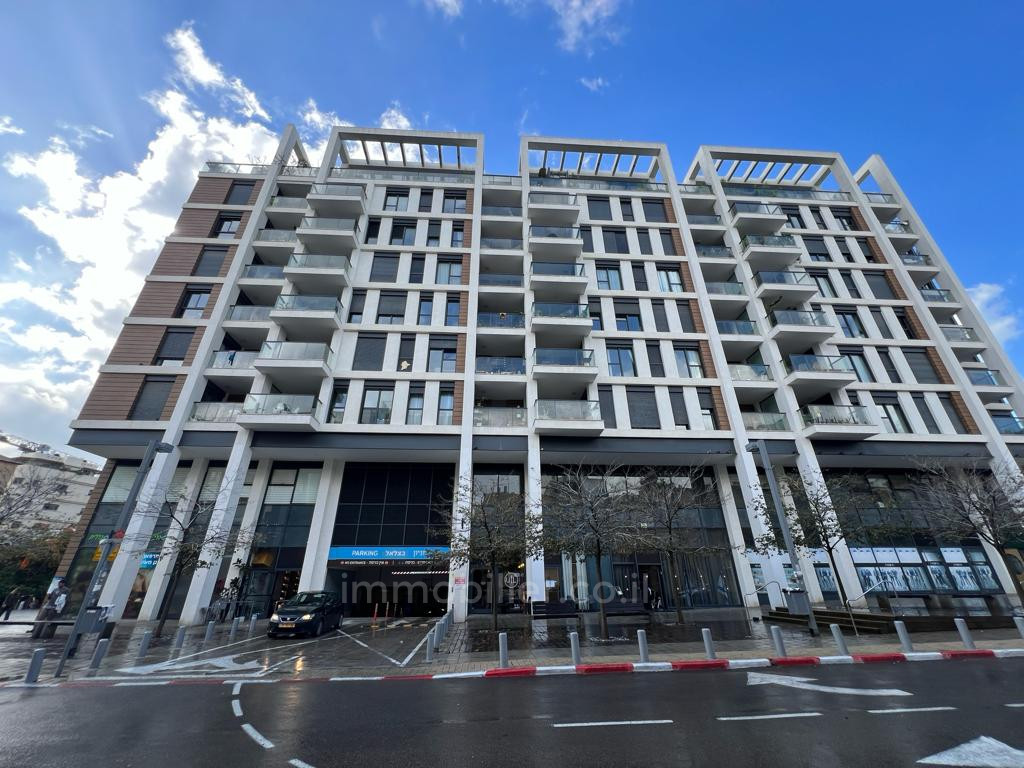 Apartment 3 Rooms Tel Aviv Lev Tel-Aviv 577-IBL-26