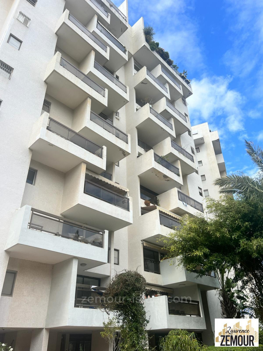 Appartement 4 pièces Tel Aviv Ramat Aviv 60-IBL-1304