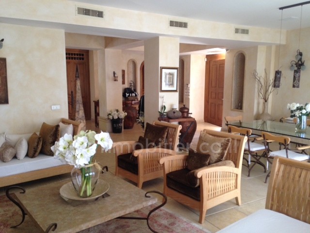 Purchase Villa Jerusalem