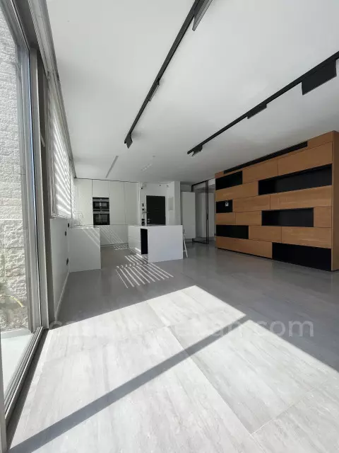 Apartment 4 rooms Jerusalem City center