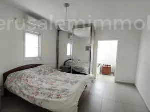 Apartment 4 rooms Netanya Kikar