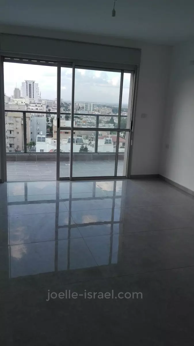 Apartment 4 rooms Netanya City center 316-IBL-1777