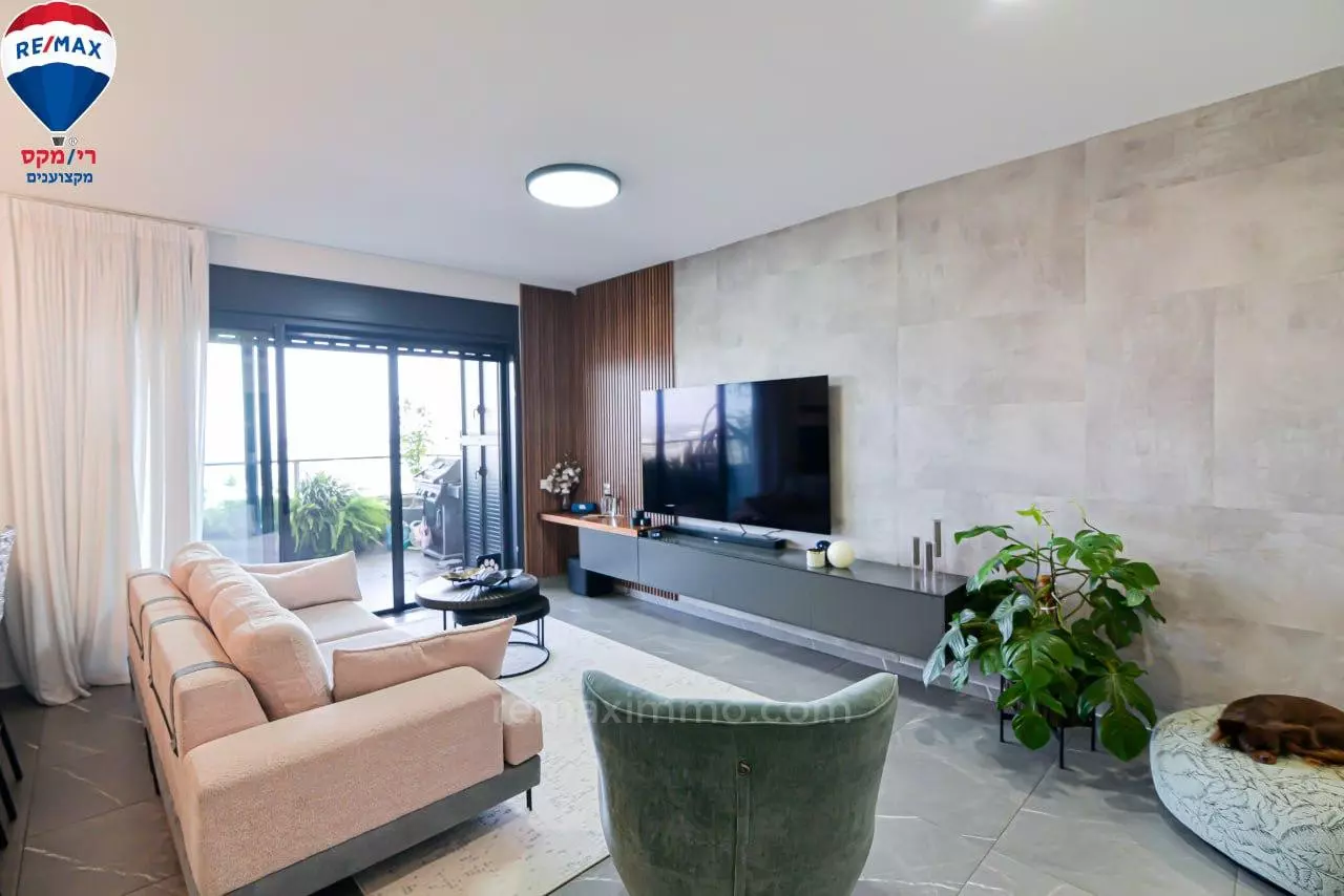 Apartment 5 rooms Hadera City center 379-IBL-429