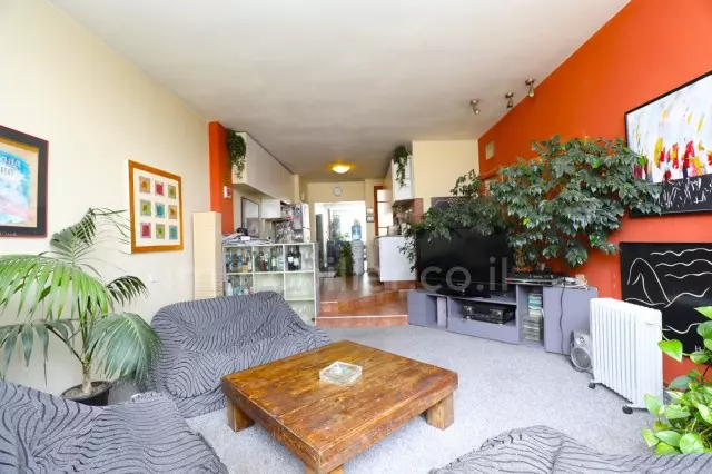 Apartment 4 rooms Tel Aviv Bavli