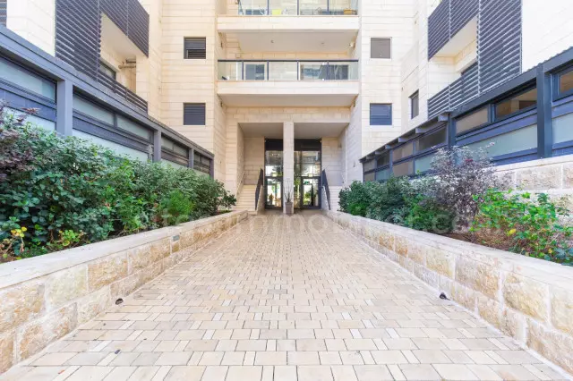 Apartment 5 rooms Jerusalem Arnona