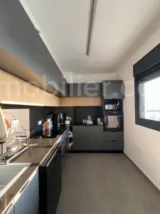 Apartment 4 rooms Netanya City center