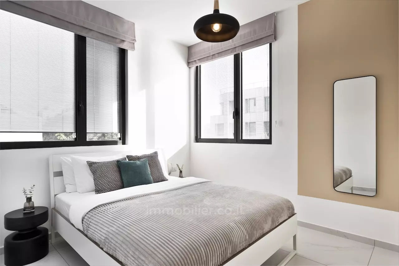 Apartment 3 rooms Tel Aviv First sea line 627-IBL-39