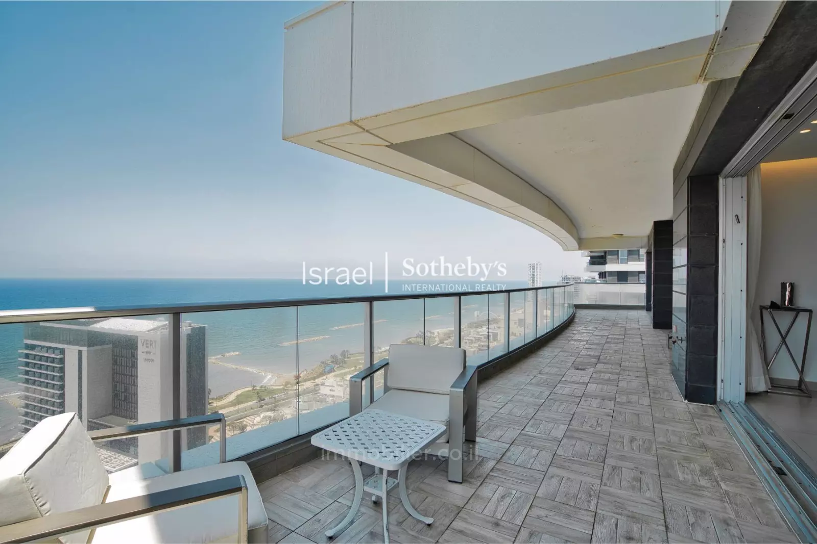 Apartment 8 rooms Netanya Netanya 651-IBL-54