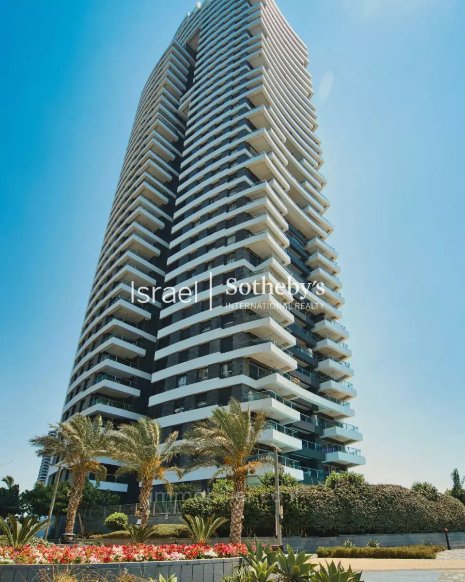 Apartment 8 rooms Netanya Netanya 651-IBL-54