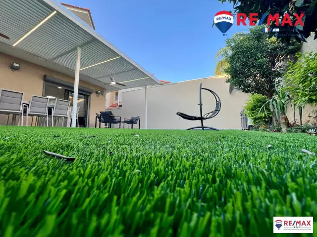 Purchase Cottage Hadera