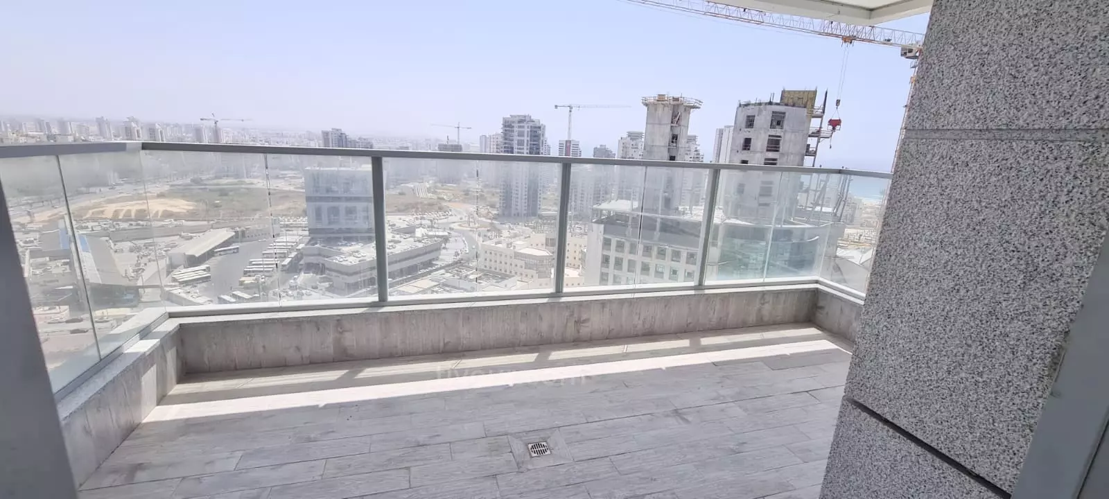 Departamento 4 habitaciones Ashdod City 210-IBL-2002