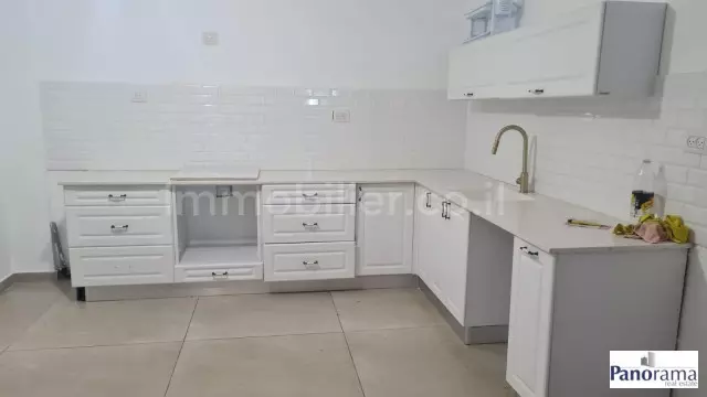 Departamento 4 habitaciones Ascalón Afridar