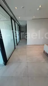 Oficinas 6 habitaciones Netanya Centro de la ciudad