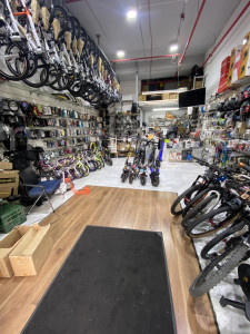 Alquiler Tienda Ramat Gan