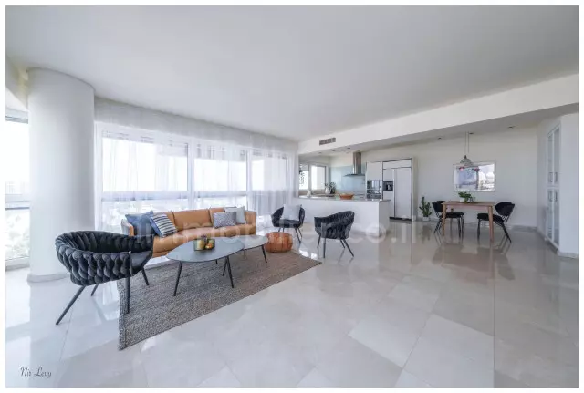 Departamento 3 habitaciones Tel Aviv Yehouda hamakaby