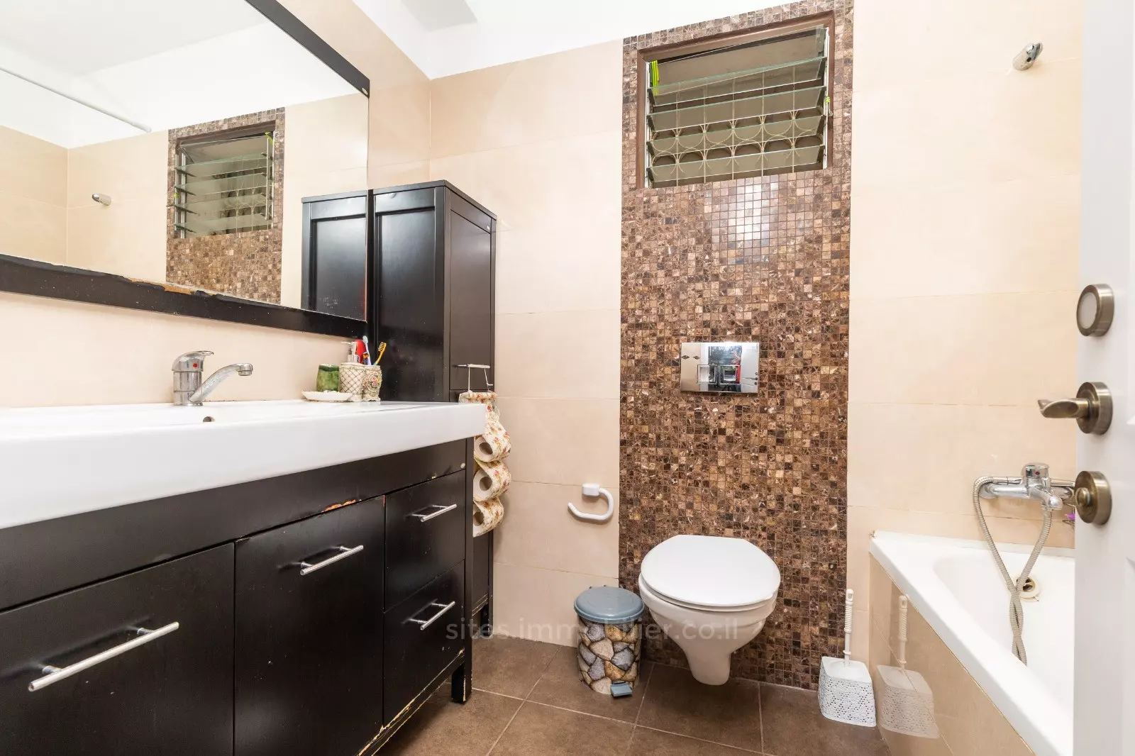 Planta baja 4 habitaciones Jerusalén Katamon 457-IBL-1268