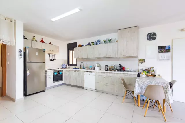 Departamento 4 habitaciones Jerusalén Kiryat Menahem