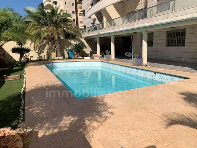 Planta baja 6 habitaciones Ashdod Marina 511-IBL-1358