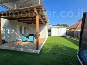 Purchase Cottage Gan Yavne