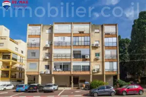 Продажа Квартира Nahariya