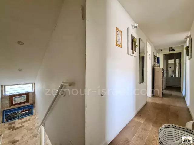 Cabaña 5.5 habitaciones Raanana Est