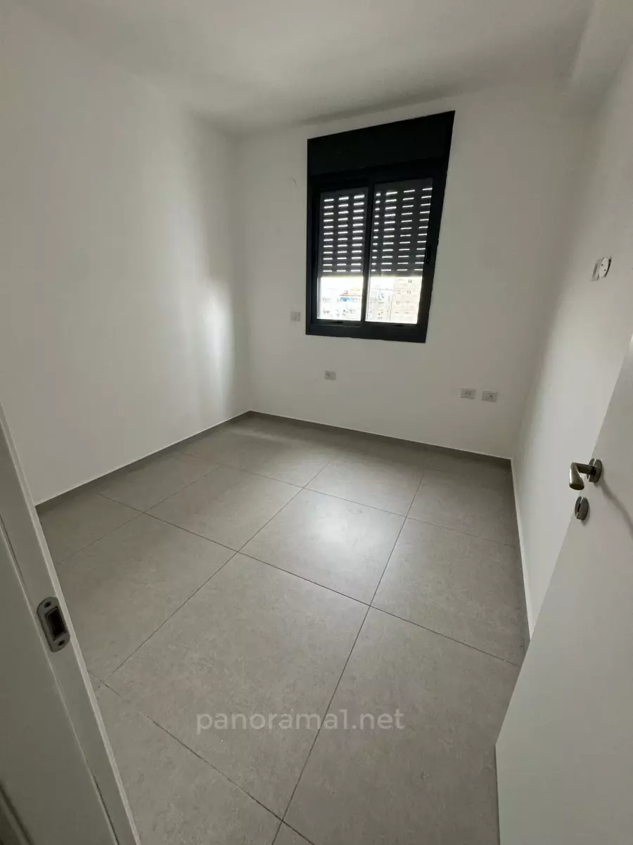 דירה 5 חדרים אשקלון עיר 233-IBL-1588