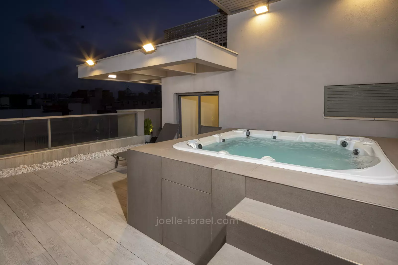 דופלקס 5 חדרים נתניה מרכז העיר 316-IBL-1763