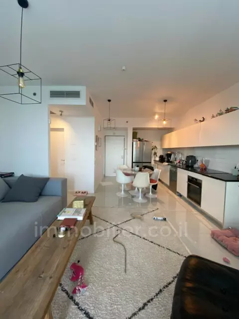 דירה 3 חדרים תל אביב נווה צדק