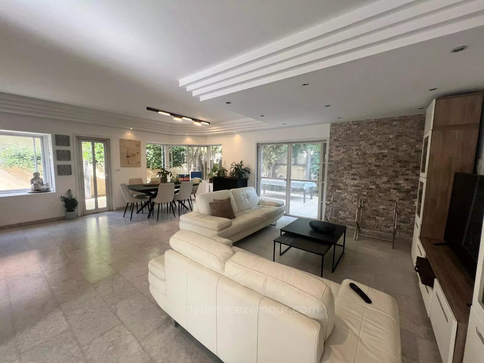 קוטג 8 חדרים רעננה הנשיאים 60-IBL-1464