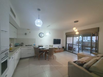 Luxuoso apartamento de 3 quartos disponível agora!  - JERUSALEM IMMOBILIER 026786595