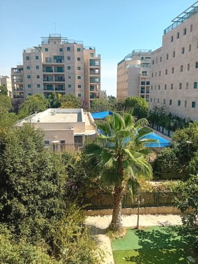 Apartamento luminoso de 3 quartos para venda em Arnona – moderno, tranquilo e com localização ideal - JERUSALEM IMMOBILIER 026786595