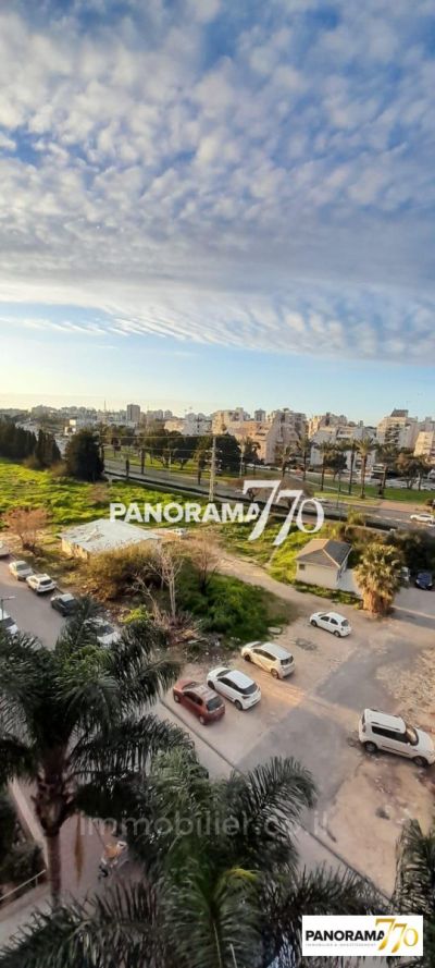 в красивом здании,Не упустите!