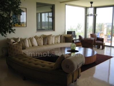 con terrazza,particolare,Di alto standing,di lusso,grazioso,spazioso,Bellissimo appartamento,Buone indicazioni,In buone condizioni,Magnifico