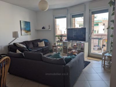 appartement a louer a Arnona