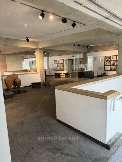 Commercial space for rent in Jerusalem