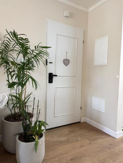 A ne pas manquer !,Bel appartement,Bien agencé,Bon emplacement,Magnifique,Rénové