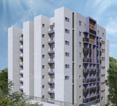 לא להחמיץ!,במרכז,עם מרפסת,מסודרת,מיקום מצויין,בבניין חדש,חדשה,פרוייקט איכותי