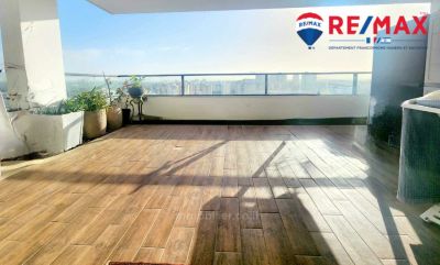 דירת 5 חדרים ייחודית עם שירותים מהשורה הראשונה!