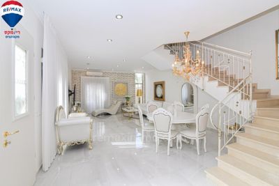 סובבו את המפתח! צחצחו שיניים! ותישנו...