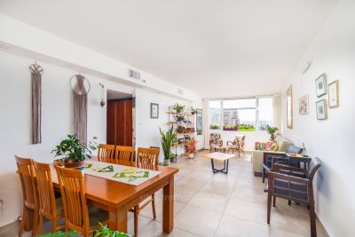 Ramat Sharett - 4 Rooms