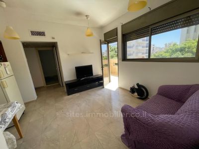 Pretty 3 Rooms in Dizengoff